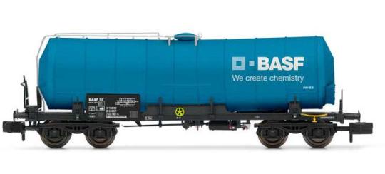 Arnold 4achsiger Kesselwagen,D-BASF, Ep.VI hellblau 