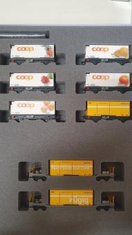 KATO 1:160 RhB Kühl- & Güterwagen, 8-teiliges Set 