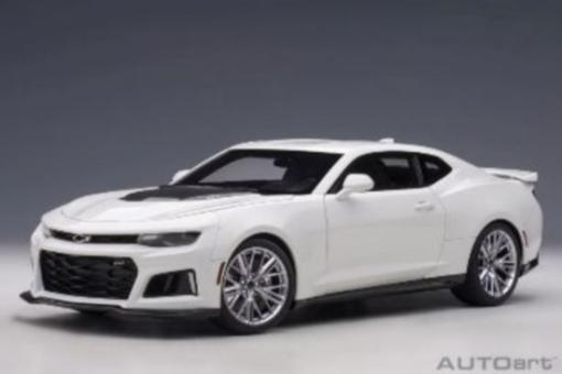 AUTOart PKW 1:18 Chevrolet CAMARO ZL1 2017 summit white - Full Openings 