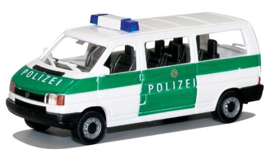 AWM VW T4 LR Polizei Sachsen grün-weiß 