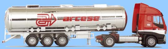 AWM LKW Iveco Stralis Aerop. Tank-SZ Arcese 