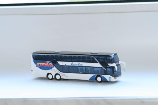 AWM Reisebus Setra S 431 DT STEWA 76271 
