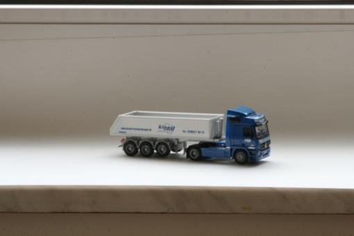 AWM LKW MB Actros MP3 L/Aerop Eckmulden-SZ Kinast 