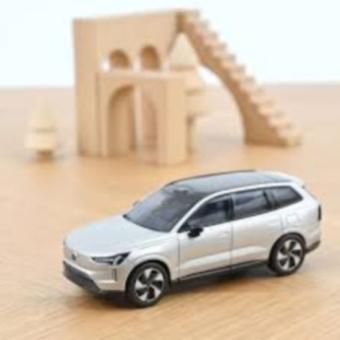 NOREV 1:43 Volvo EX90 2024 Argent Aurore 