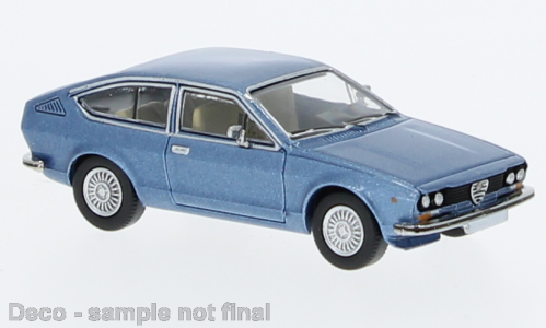 PCX Premium Classics Alfa Romeo Alfetta GT,  metallic-blau, 1974 