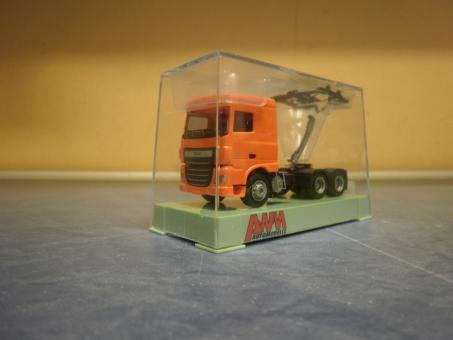 AWM LKW DAF 106 XF SC SZM 3achs orange 9019.51 