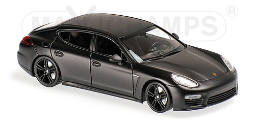 Minichamps 1:43 PORSCHE PANAMERA TURBO S - 2013 - matt black 