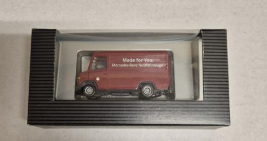 Herpa MB Vario Kasten Mercedes-Benz Nutzfahrzeuge 