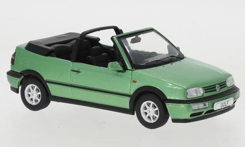 IXO 1:43 VW Golf III Cabriolet - metallic-green - 1993 