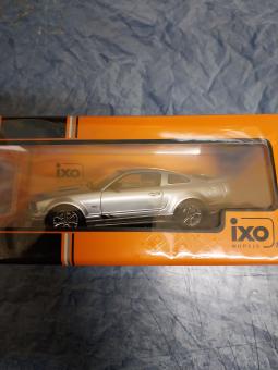 IXO 1:43 Ford Mustang Saleen S281 2005 