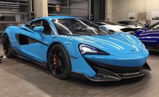 GT Spirit 1:18 McLaren 600 LT - 2018 - blue 
