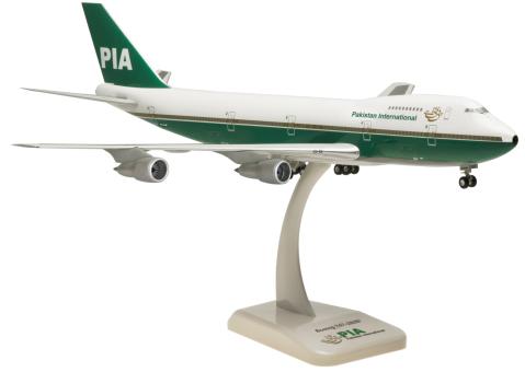 Hogan Wings 1:200 Boeing 747-200 PIA old livery 