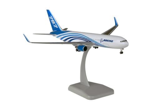 Hogan Wings 1:200 Boeing 767-300BCF with winglet House Color 