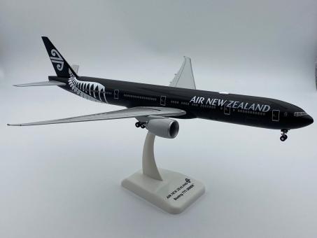 Hogan Wings 1:200 Boeing 777-300ER Air New Zealand All Black 