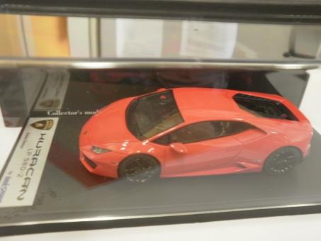 Looksmart 1:43 Lamborghini Huracán LP580-2 rosso mars 