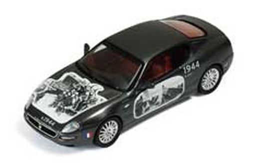 IXO 1:43 Maserati Coupe Cambiocorsa2002 Silver (Maserati 90th Anniv - D-Day 1944 