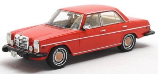 Matrix 1:43 Mercedes-Benz 300D US version (1976) - red 