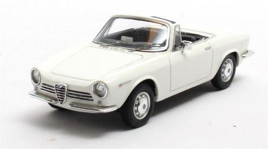 Matrix 1:43 Alfa Romeo Giulia GT Spider Prototipo white 1963 