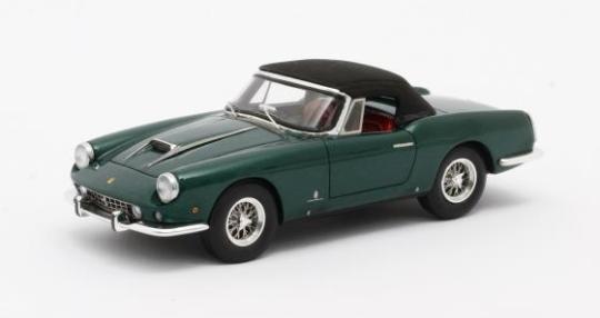 Matrix 1:43 Ferrari 400 Superamerica Pininfarina Cabriolet - green 