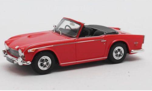 Matrix 1:43 Triumph TR5 p.i. (1967-1968) - red 