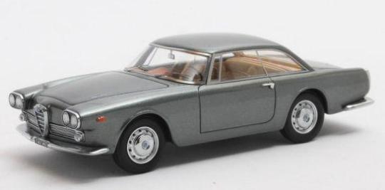 Matrix 1:43 Alfa Romeo 2000 Praho Touring 1960 - grey metallic 