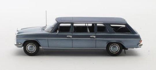 Matrix 1:43 Mercedes-Benz V114 LWB Crayford Estate 1971 blue metallic 