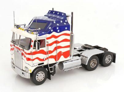 Road King 1:18 Kenworth K100 Aerodyne 1976 Stars & Stripes 