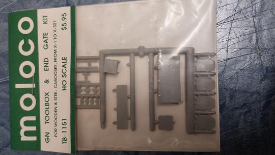 Moloco Trains TB-1151 GN Toolbox and End Gate Kit 