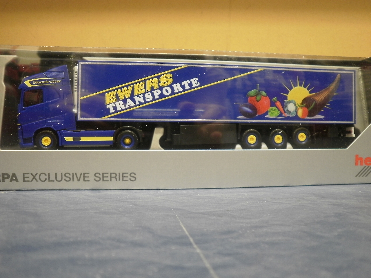 herpa Cars&Trucks 1/87 ボルボ FH Gl. XL 2020 コンテナセミ