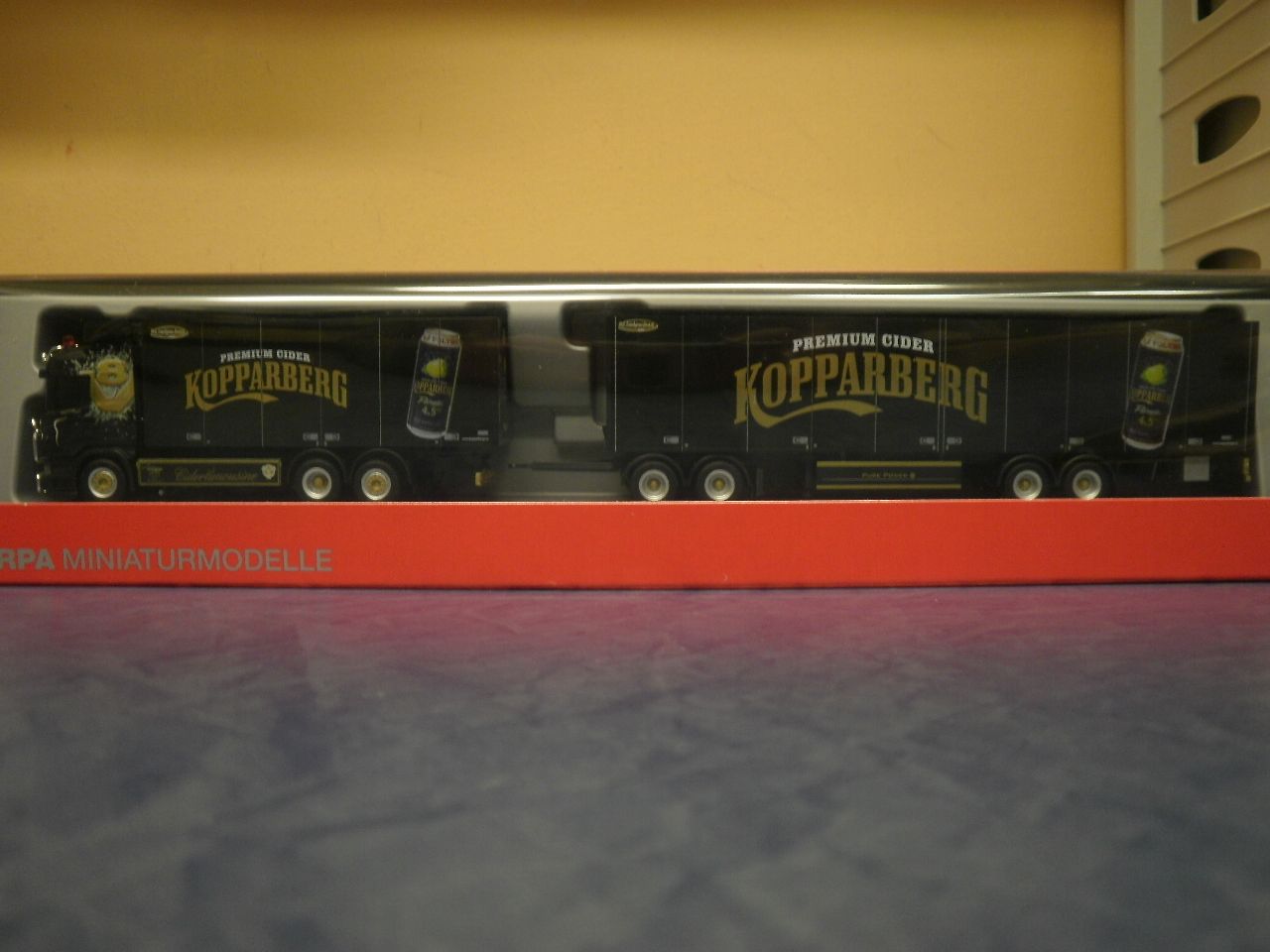roadtrain kHz Kopparberg Herpa camiones scania R highl